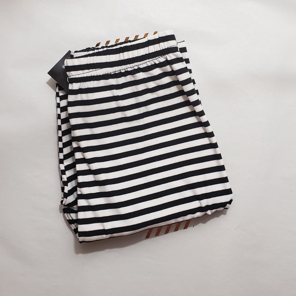 L/XL Kids Leggings